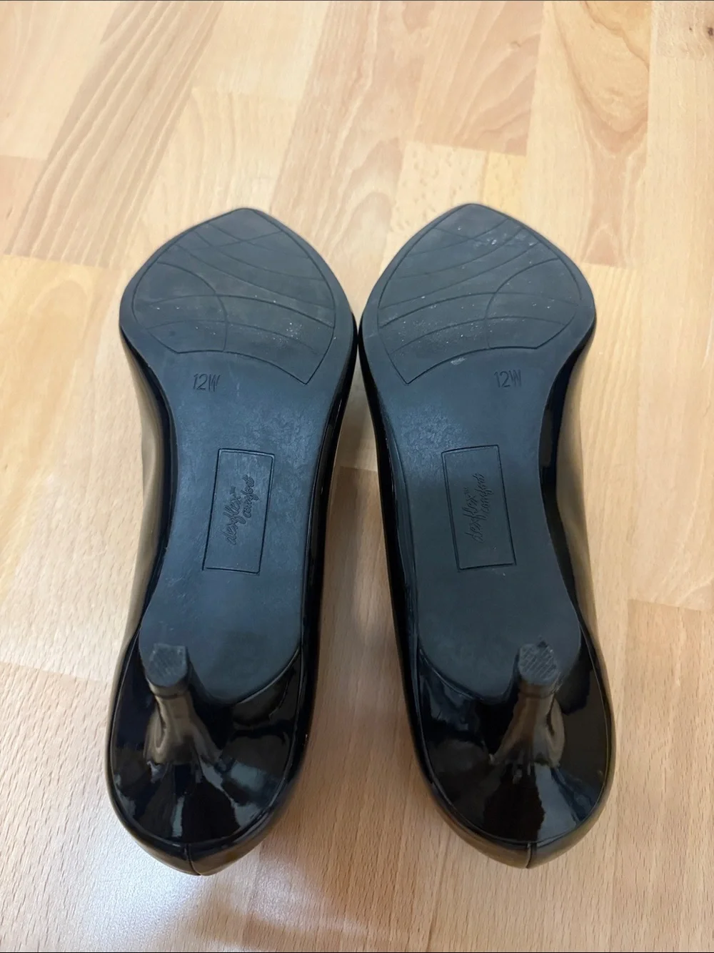 dexflex comfort Women's Black Patent Pointed-Toe Heels 12W